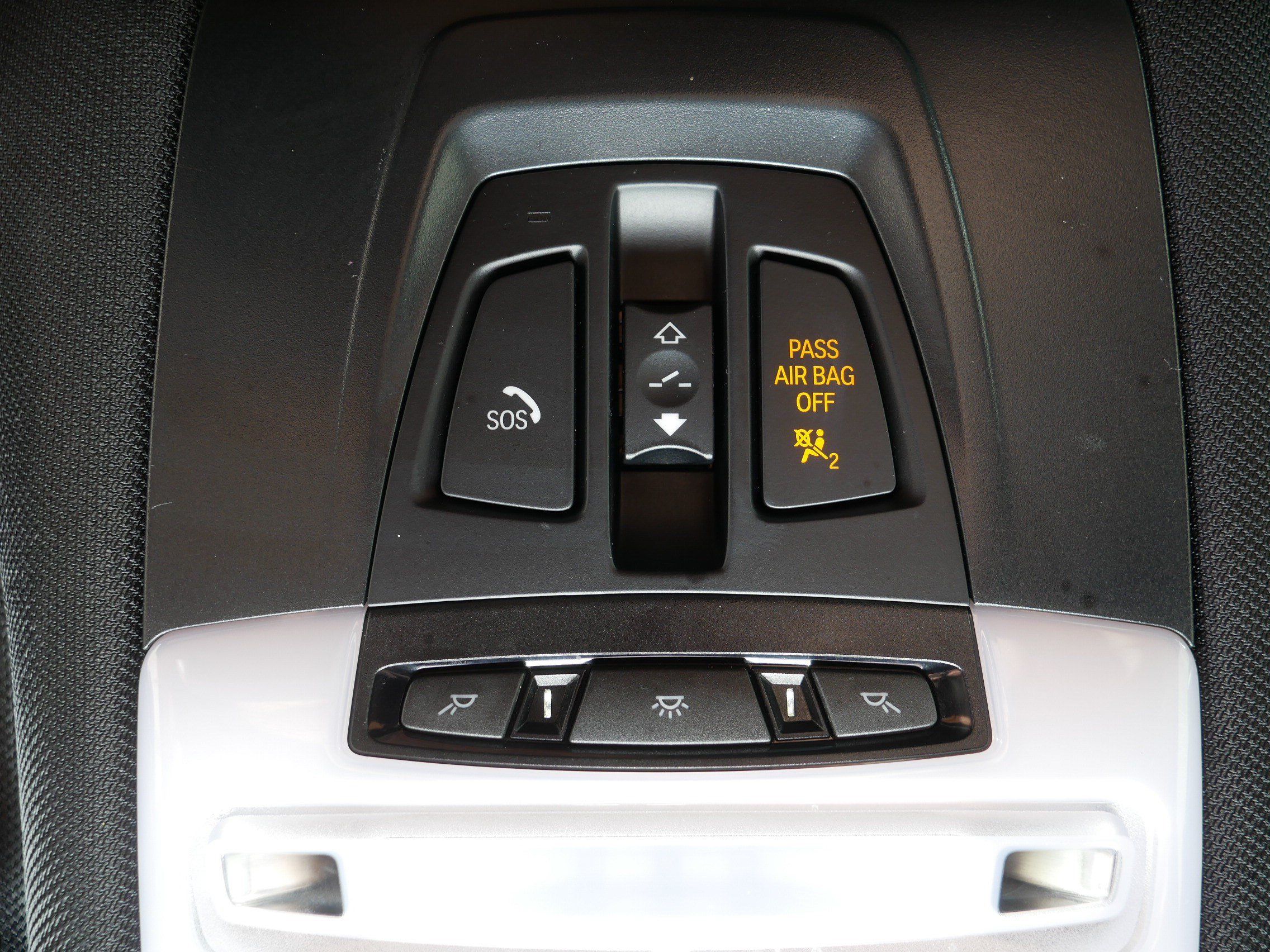 Used 2018 BMW X5 xDrive40e AWD/4WD image 33