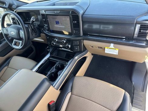 New 2025 Ford F350 Lariat w/ Lariat Ultimate Package image 29