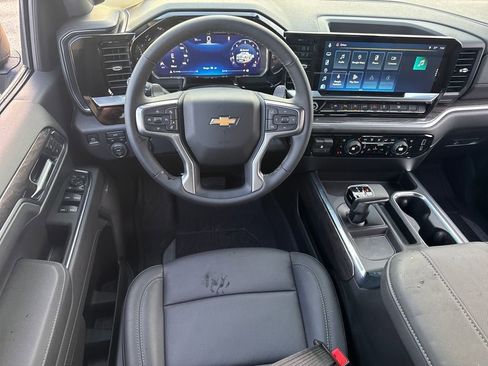 New 2026 Chevrolet Silverado 1500 LTZ w/ LTZ Premium Package AWD/4WD image 15
