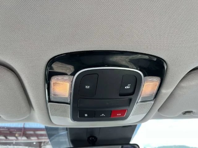 Used 2023 Hyundai Sonata SEL FWD image 17