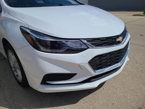 Used 2016 Chevrolet Cruze LT w/ Convenience Package image 38