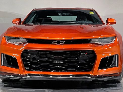 Used 2023 Chevrolet Camaro ZL1 RWD image 27