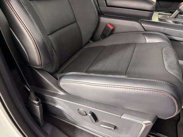 Used 2024 Ford F150 Raptor AWD/4WD image 32