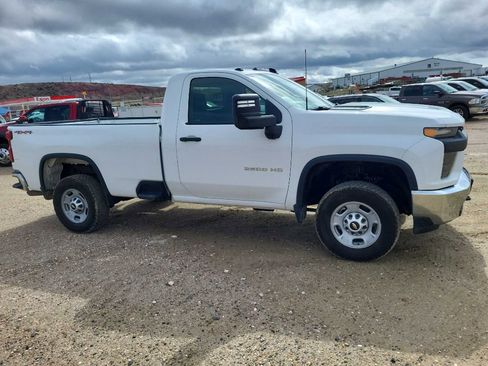 Used 2021 Chevrolet Silverado 2500 W/T w/ WT Convenience Package AWD/4WD image 6