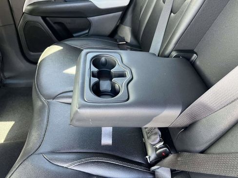 Used 2025 Jeep Compass Limited AWD/4WD image 9