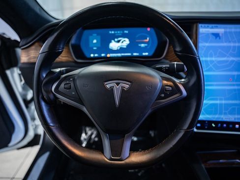 Used 2019 Tesla Model S Long Range image 23