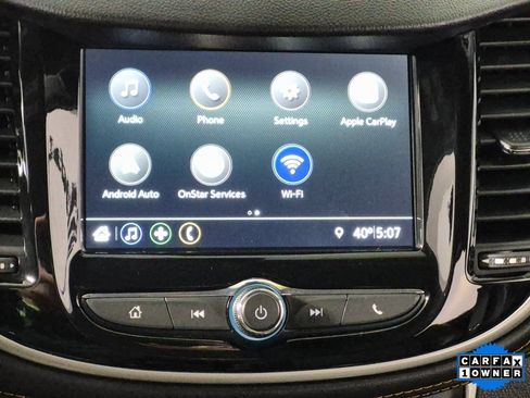 Used 2019 Chevrolet Trax LT w/ LT Convenience Package image 19