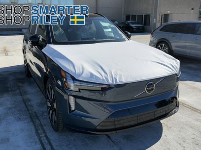 New 2025 Volvo EX90 Ultra w/ Protection Package Premier