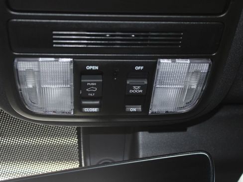 Used 2023 Honda Passport TrailSport image 41