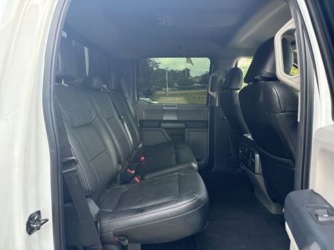 Used 2022 Ford F250 XLT w/ XLT Premium Package AWD/4WD image 11