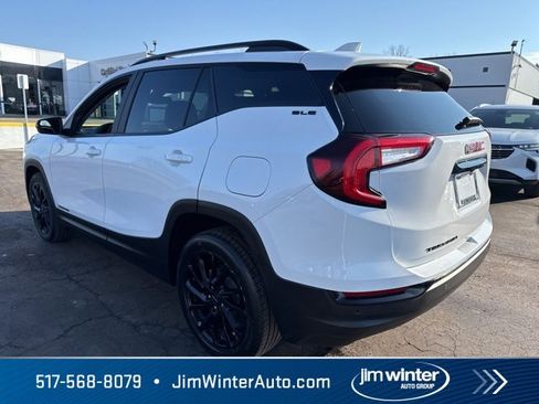 Certified 2023 GMC Terrain SLE w/ Driver Convenience Package image 10