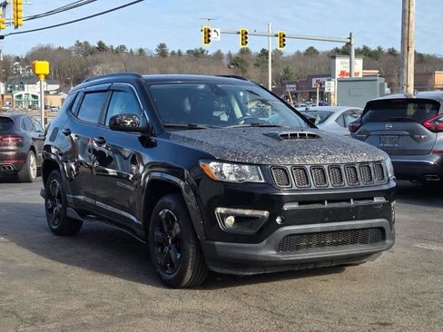 Used 2018 Jeep Compass Latitude w/ Popular Equipment Group AWD/4WD image 7