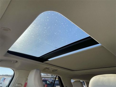 Used 2021 Ford Explorer Platinum w/ Equipment Group 601A image 17