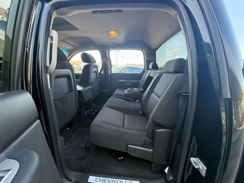 Used 2011 Chevrolet Silverado 1500 LT w/ All-Star Edition AWD/4WD image 17