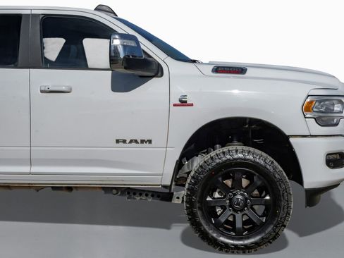 Used 2024 RAM 2500 Laramie w/ Safety Group image 8