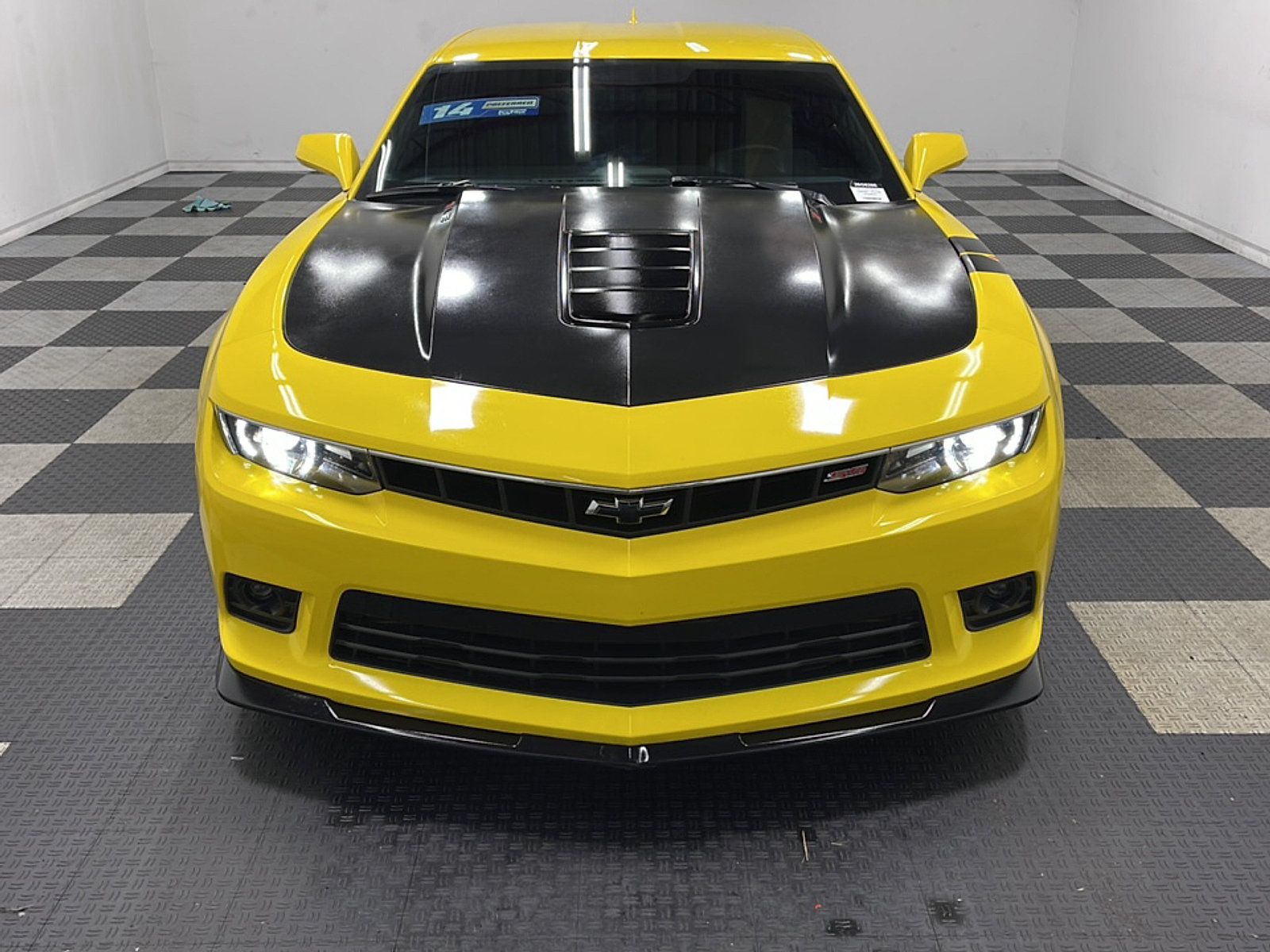 Used 2014 Chevrolet Camaro SS w/ SS Performance Package RWD image 24