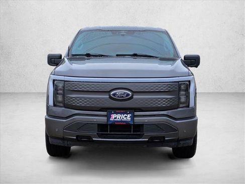 Used 2023 Ford F150 Lightning XLT AWD/4WD image 2
