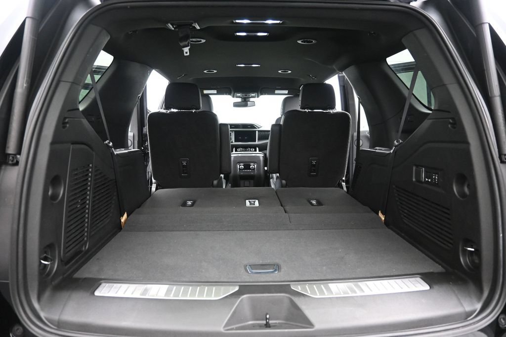 Used 2022 GMC Yukon Denali AWD/4WD image 6