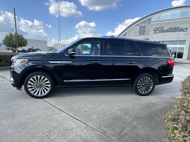 Used 2020 Lincoln Navigator L Reserve w/ Luxury Package RWD image 8