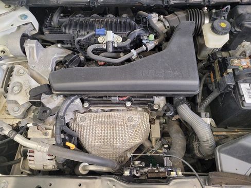 Used 2015 Nissan Rogue S image 30