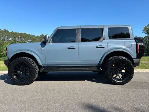Used 2025 Ford Bronco Outer Banks AWD/4WD image 8