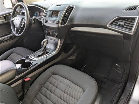 Used 2017 Ford Edge SEL image 22