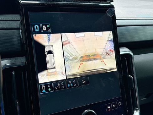 New 2025 GMC Acadia Elevation w/ Elevation Premium Package image 14