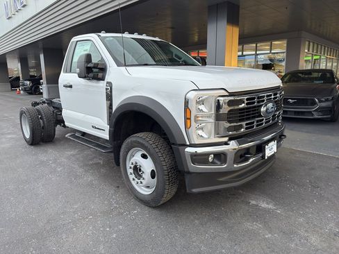 New 2026 Ford F550 4x4 Regular Cab Super Duty image 1