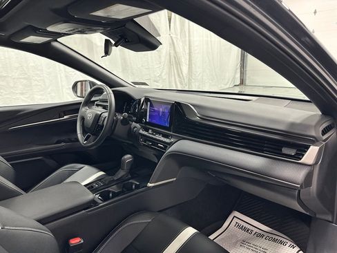 Used 2026 Toyota Camry SE FWD image 63