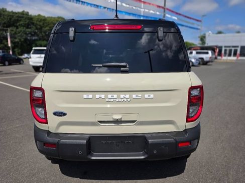Used 2025 Ford Bronco Sport Outer Banks AWD/4WD image 6