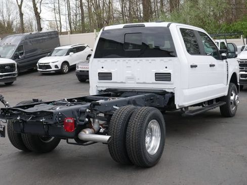 New 2026 Ford F350 XL w/ XL Chrome Package AWD/4WD image 8