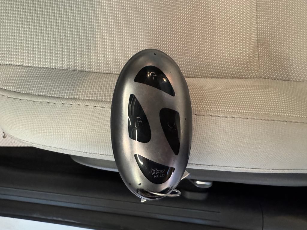 Used 2025 Hyundai Kona SEL FWD image 17