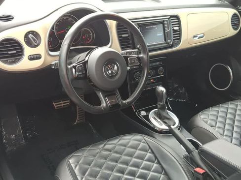 Used 2019 Volkswagen Beetle 2.0T Final Edition SEL FWD image 2