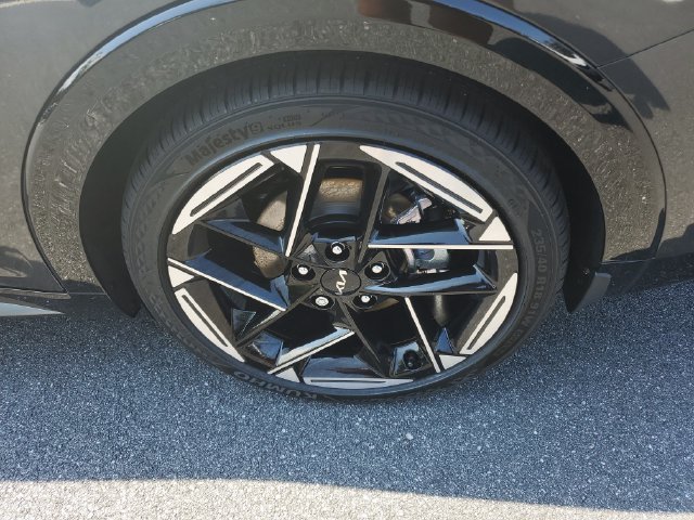 New 2026 Kia K4 GT-Line FWD image 16