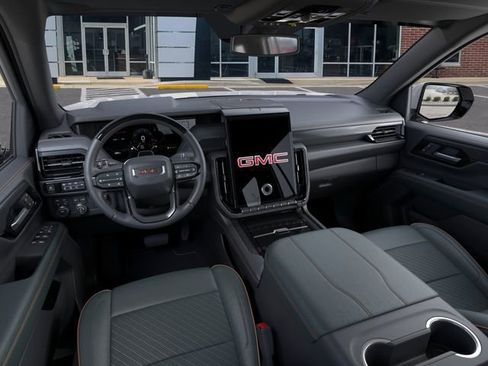 New 2026 GMC Yukon AT4 w/ AT4 Preferred Package AWD/4WD image 15