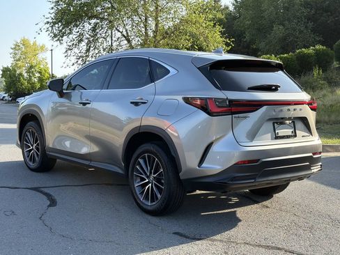 Used 2024 Lexus NX 250 FWD w/ Towing Package (2000 Lbs) image 3