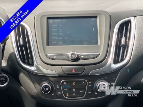 Used 2018 Chevrolet Equinox LT FWD image 24