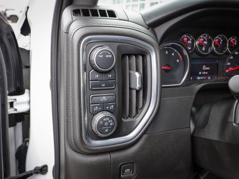 Used 2023 Chevrolet Silverado 2500 LT image 21