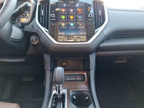 Certified 2025 Subaru Ascent Touring w/ Popular Package #2 image 19