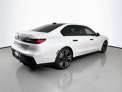 New 2026 BMW i7 eDrive50 w/ M Sport Package RWD image 5