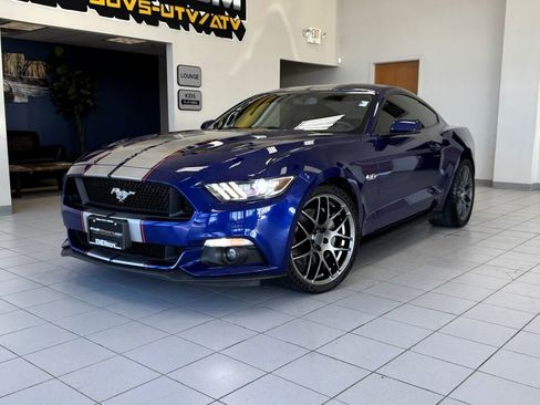 Used 2015 Ford Mustang GT Premium RWD image 46