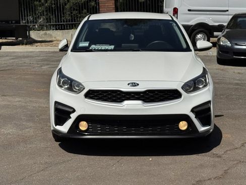 Used 2019 Kia Forte LXS FWD image 2