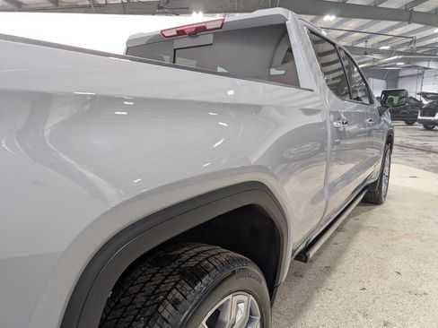 Used 2025 GMC Sierra 1500 Denali w/ Denali Reserve Package AWD/4WD image 3
