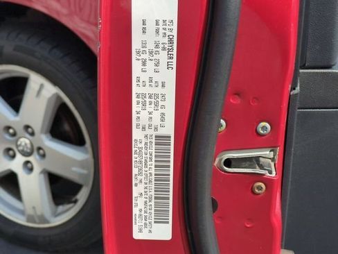 Used 2009 Dodge Journey SXT w/ Flexible Seating Group FWD image 39