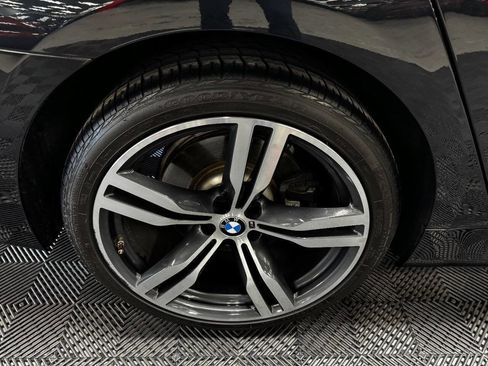 Used 2016 BMW 740i RWD image 19
