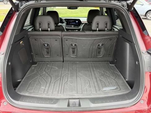 Used 2025 Chevrolet TrailBlazer RS w/ Convenience Package AWD/4WD image 34