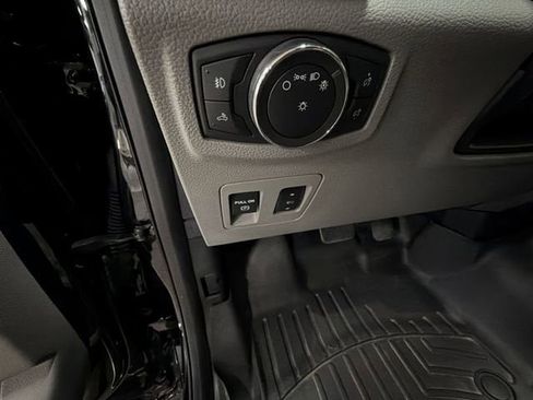 Used 2018 Ford F150 XLT w/ Equipment Group 302A Luxury image 16