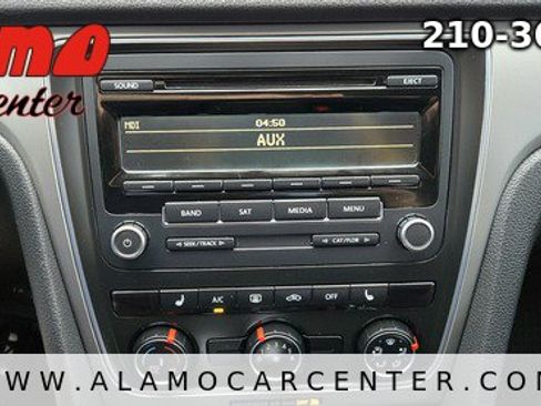 Used 2014 Volkswagen Passat 1.8T Wolfsburg Edition FWD image 39