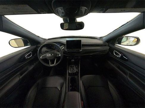 New 2026 Jeep Compass Latitude image 35