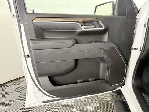 Used 2025 Chevrolet Silverado 1500 LT w/ All Star Edition Plus RWD image 8